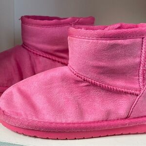 The Children’s Place Pink Cozy Boots
